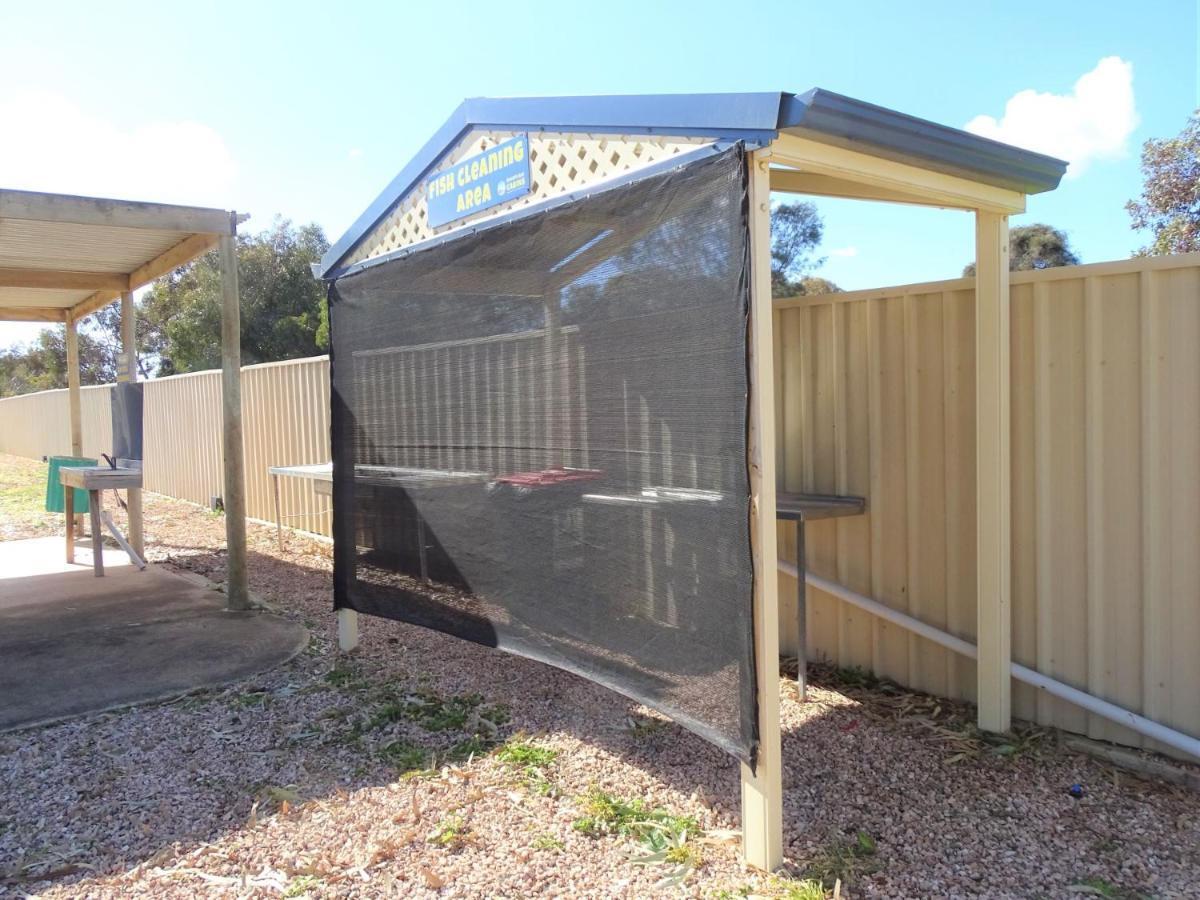 Moonta Bay Cabins Port Moonta Exterior photo